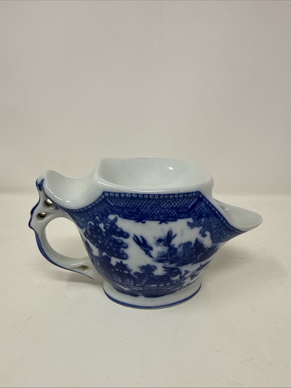 Vintage Victoria Ironstone Scuttle Shape Blue White Flow Willow Shaving Mug.